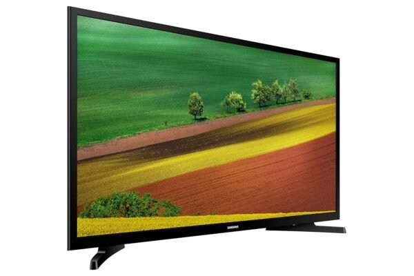 SAMSUNG 32-inch Smart LED TV review revealing hidden features and performance insights SAMSUNG 32-inch Smart LED TV review revealing hidden features and performance insights